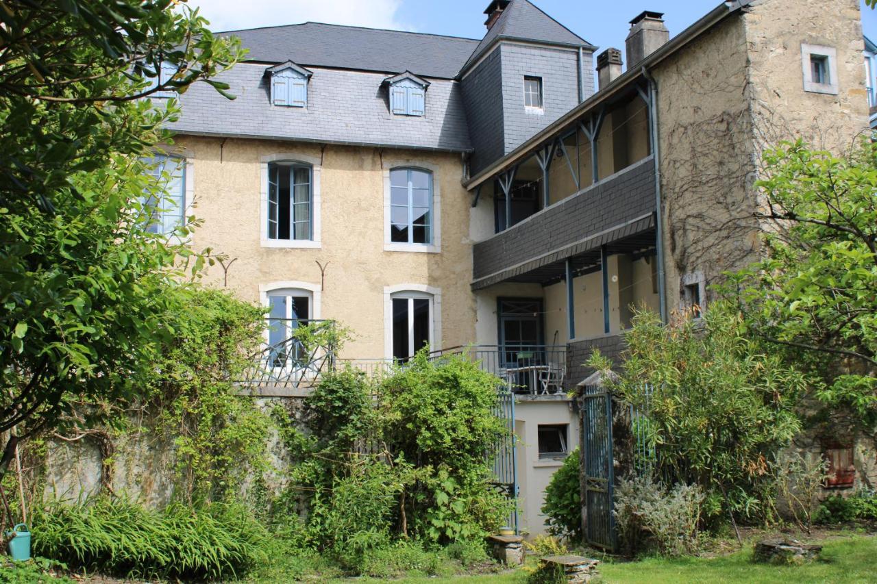 La Suite Du Peintre Oloron-Sainte-Marie Exterior photo